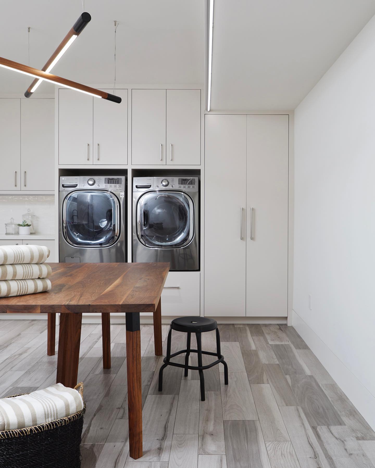 A well lit laundry room with loads of... - Sarah Richardson | Facebook