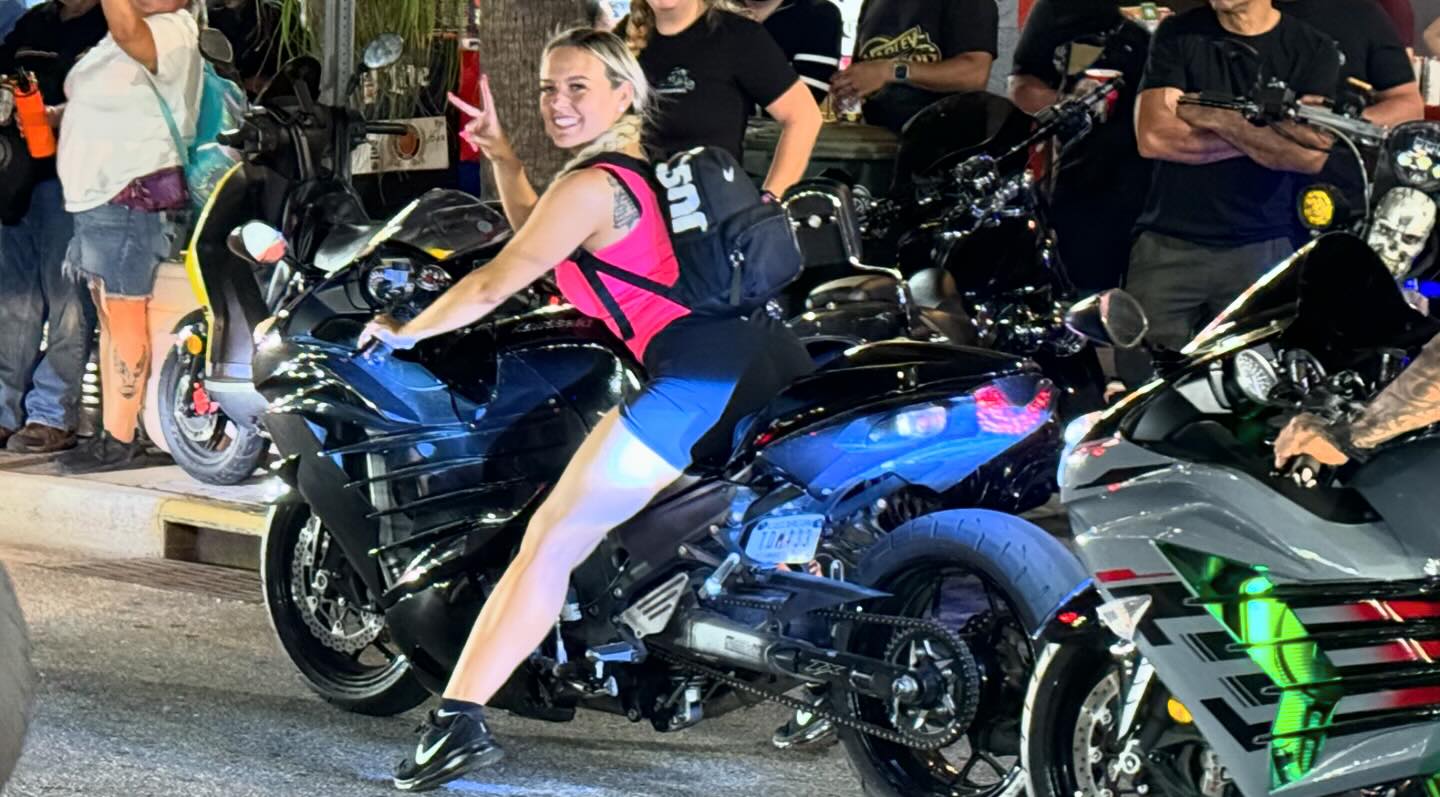 What's not to love about a nice young lady on her very own ZX-14