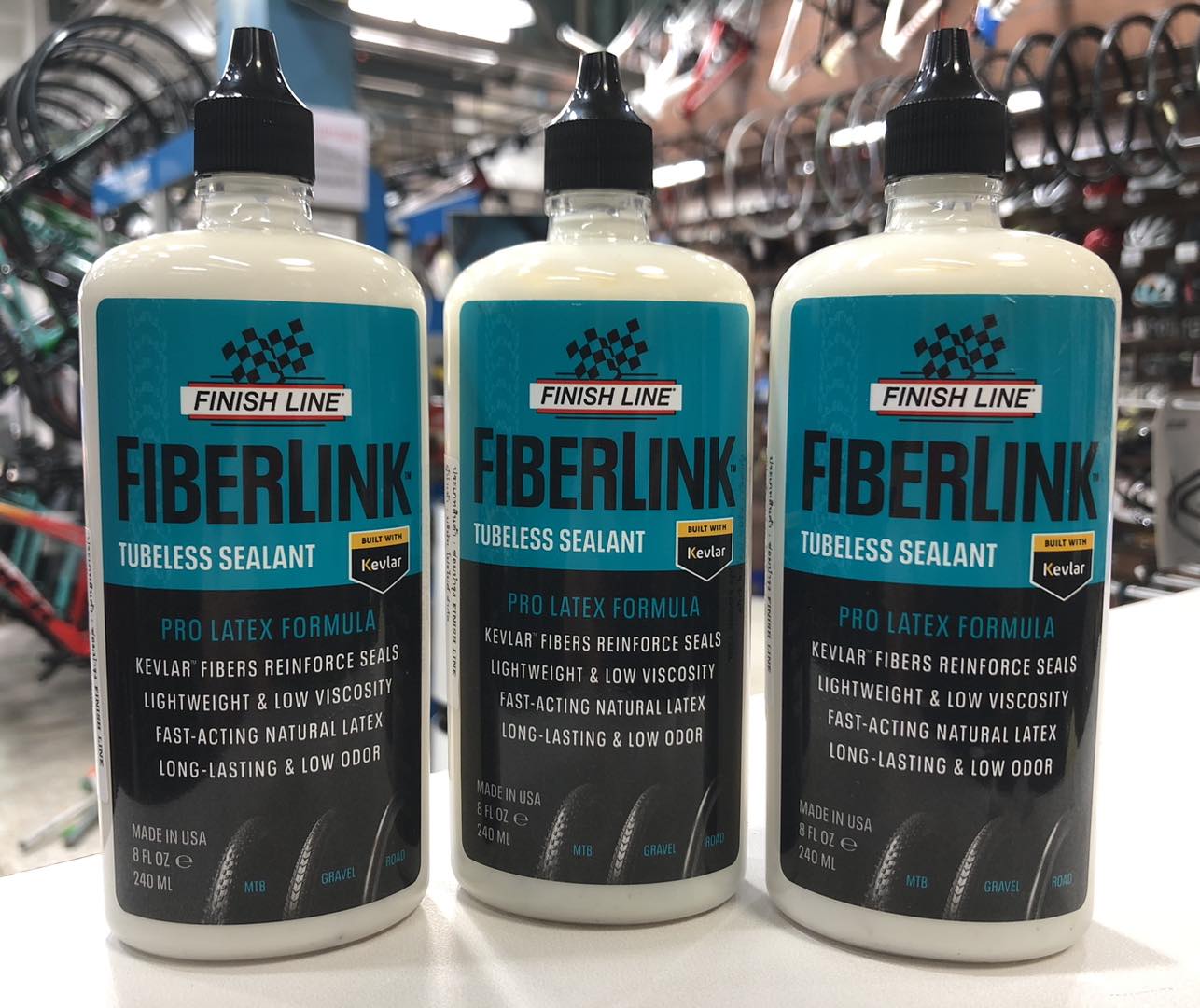 Sigillante Per Pneumatici Tubeless Finish Line FiberLink Pro 32 Oz, Azione Rapida