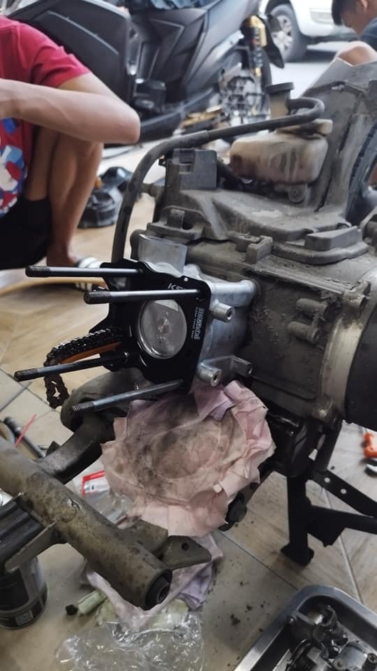 Honda click v1 Engine refresh - Kuya J's Moto shop