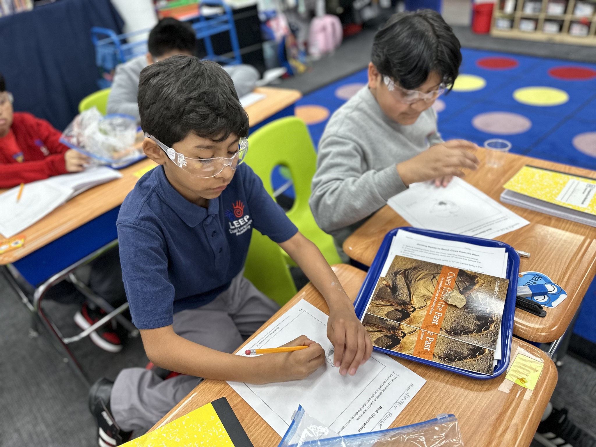 Los geólogos... - LEEP Dual Language Academy Charter School