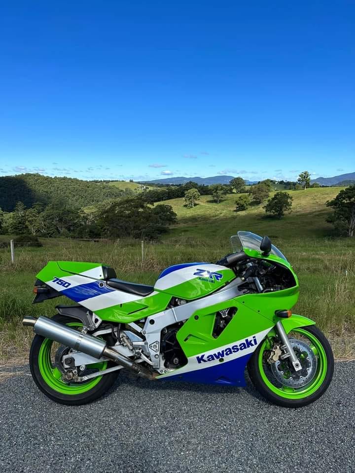 Kawasaki ZXR 750 📸 : Laurent Gaberell