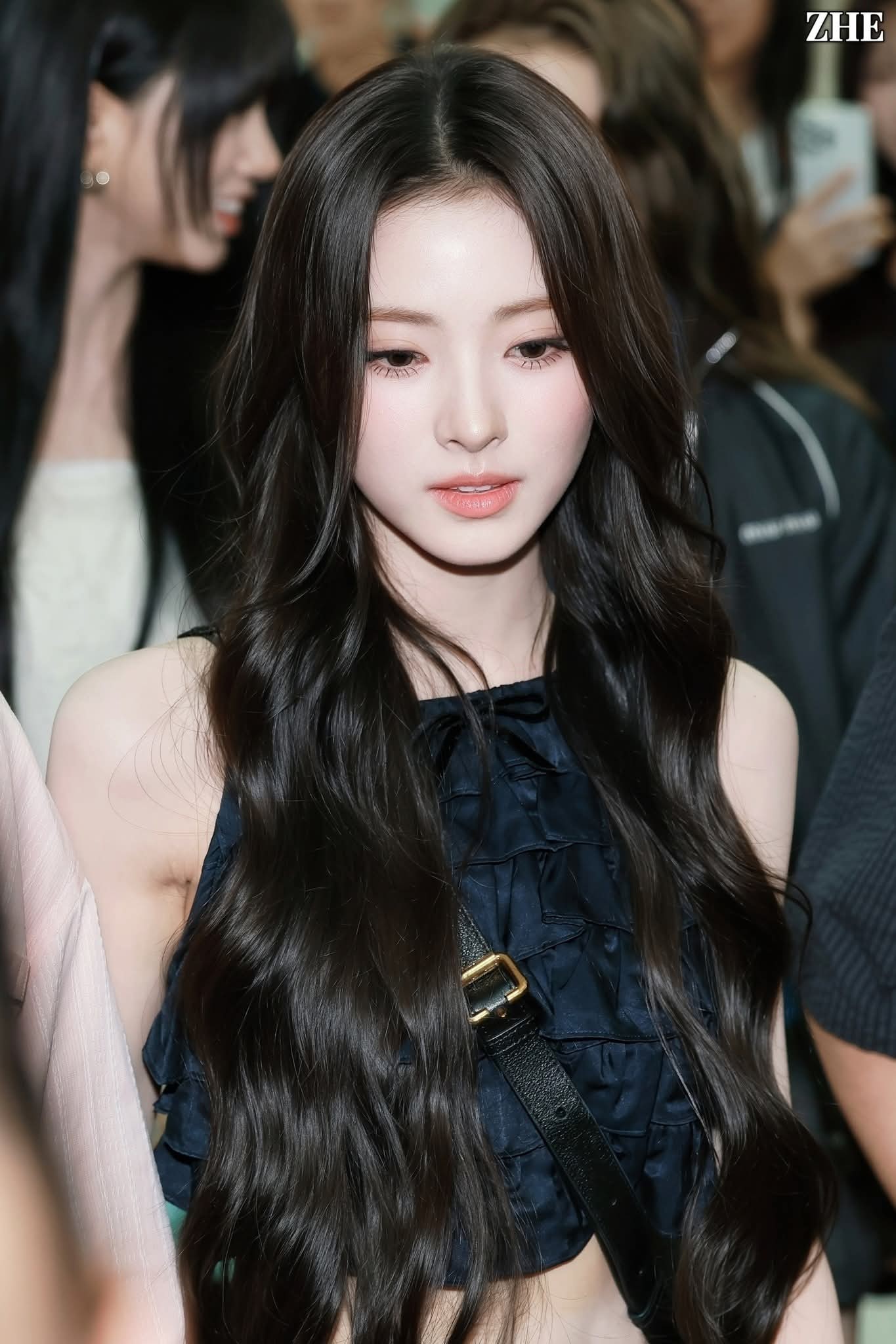 ANNA of MEOVV 🖤🖤🖤 Anna Tanaka (田中杏奈, Tanaka Anna, born