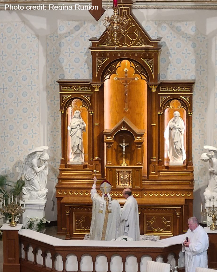 The Altars of the... - New Riegel : A Pictorial History