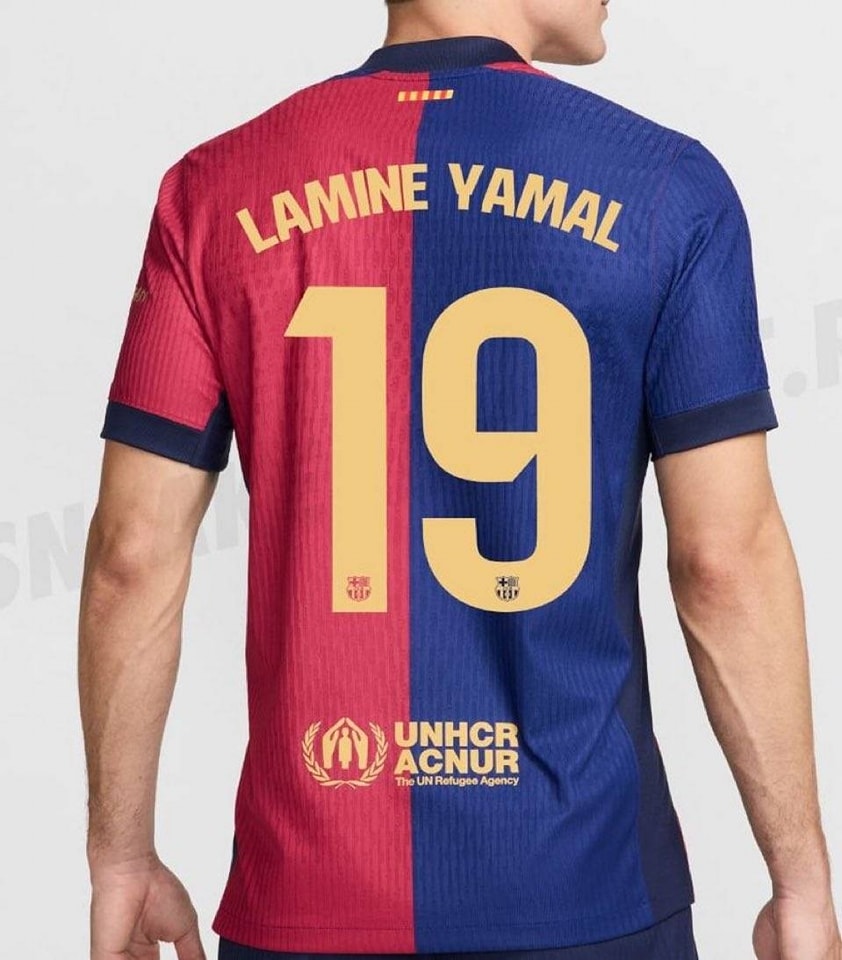 Lamine Yamal just loves the number 19 😮‍💨