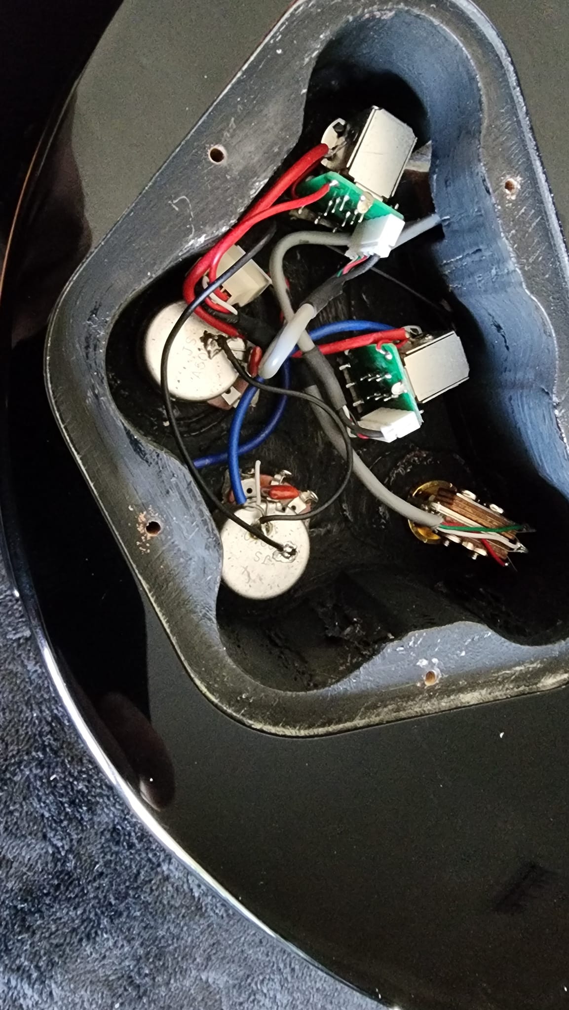 How to install Duncan Distortion pickup on Epiphone Genesis with