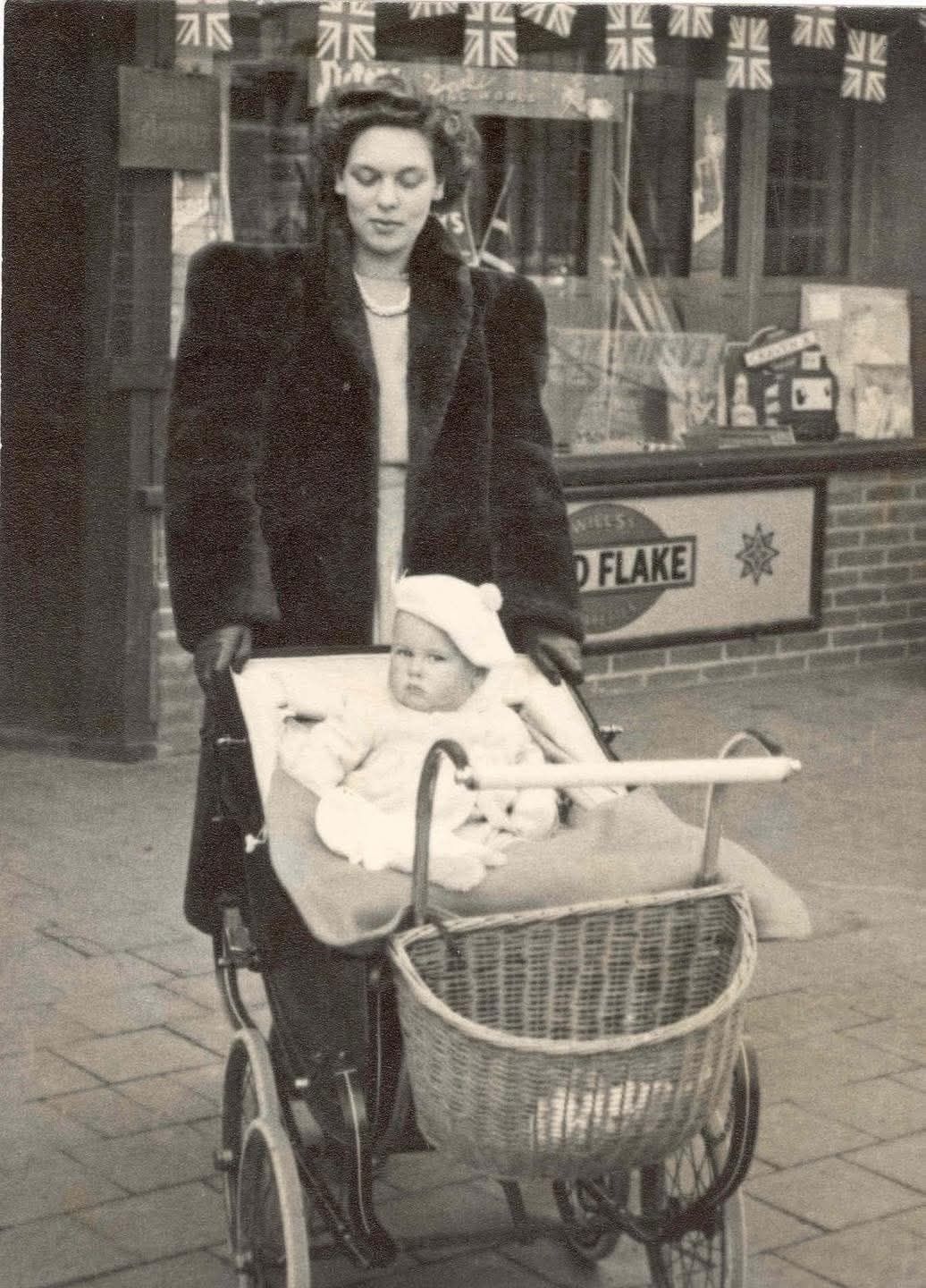 Vintage photo of mother and child in post-war Britain