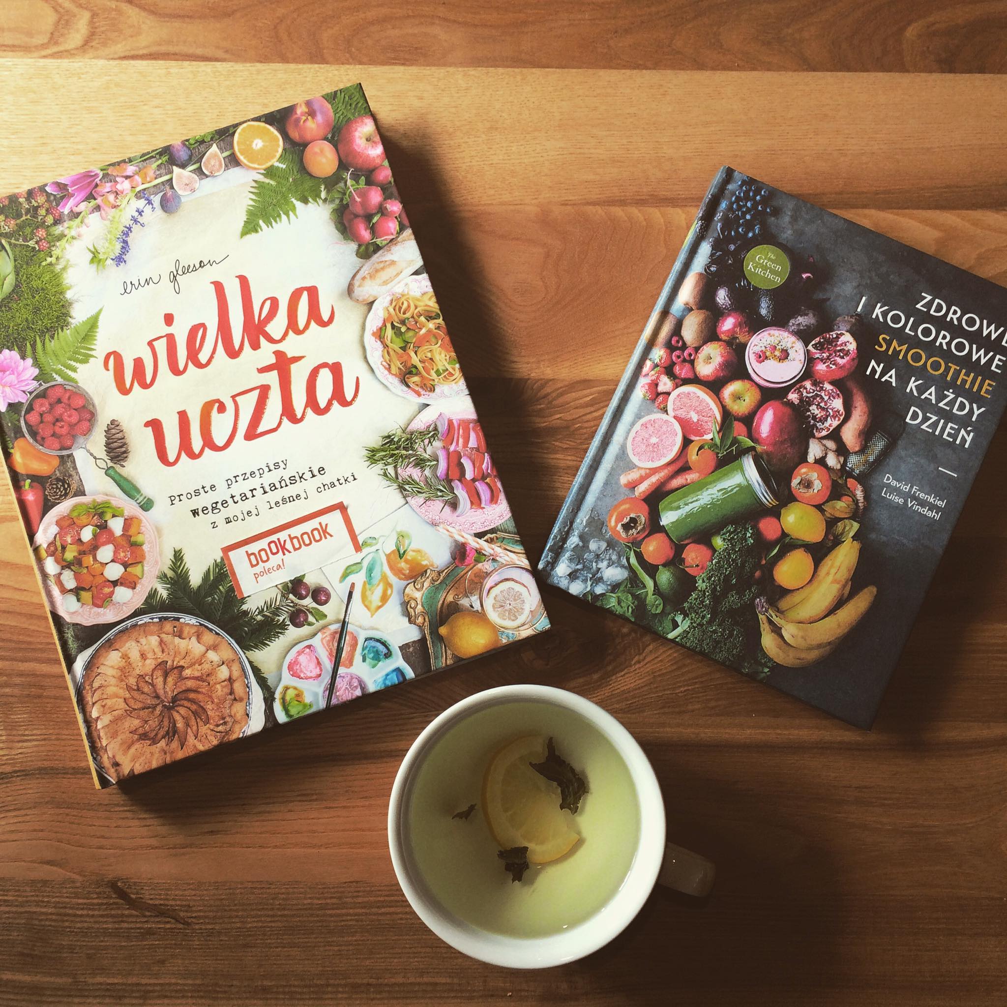 siostry-w-historia-dzisiejszego-dnia-w-miasteczku-mia-am-za-atwi