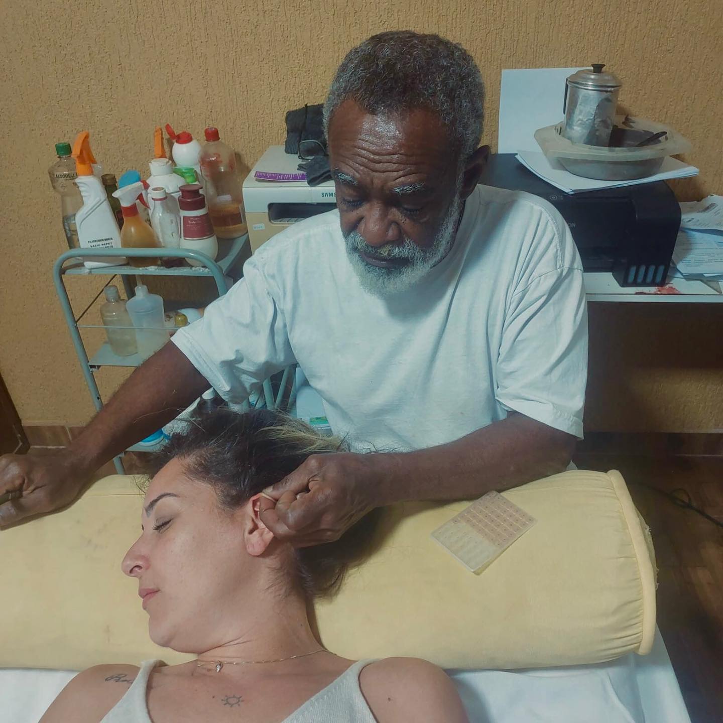 Genison Massoterapeuta added a... - Genison Massoterapeuta