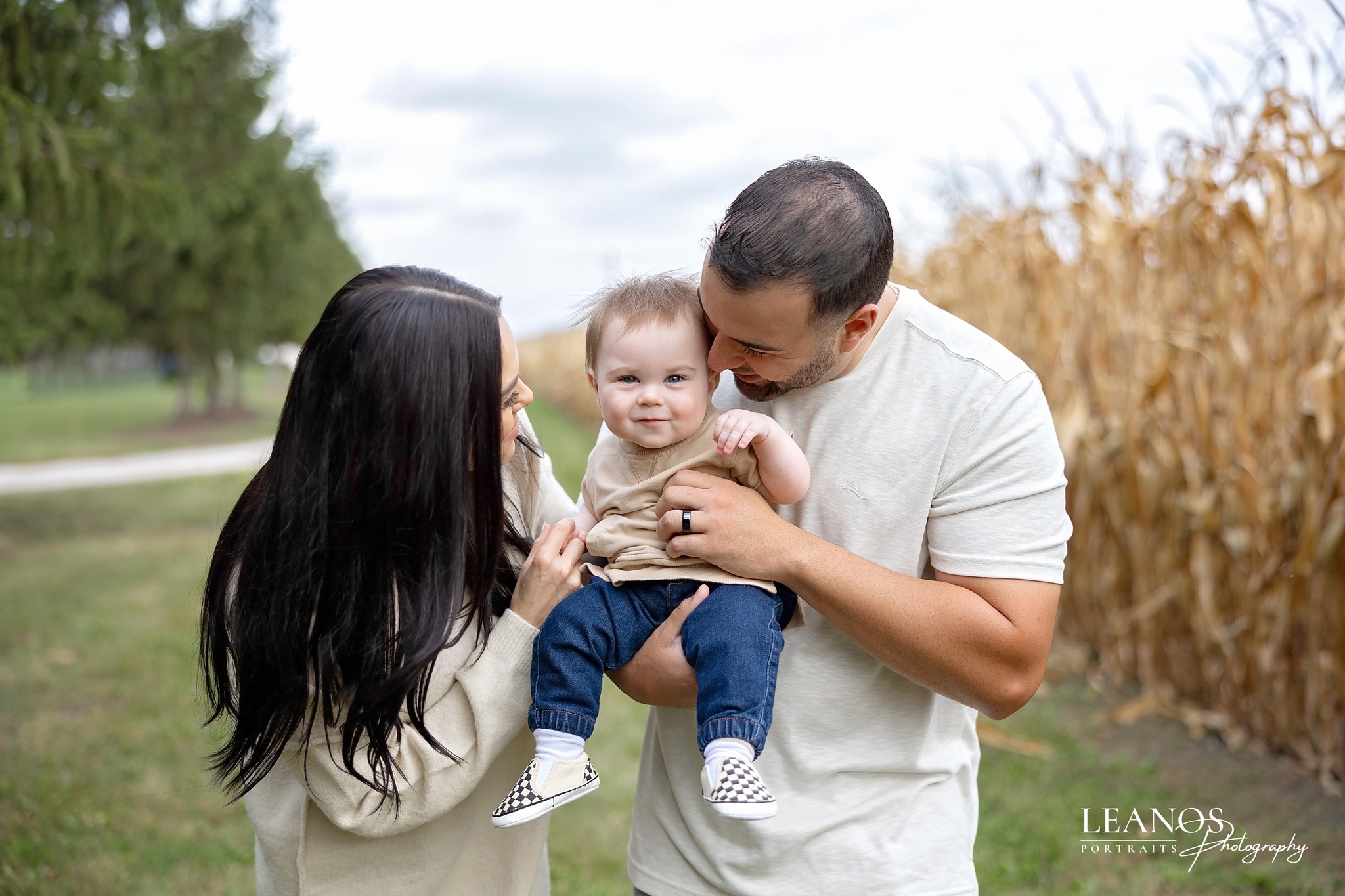 Leanos Photography, Inc.