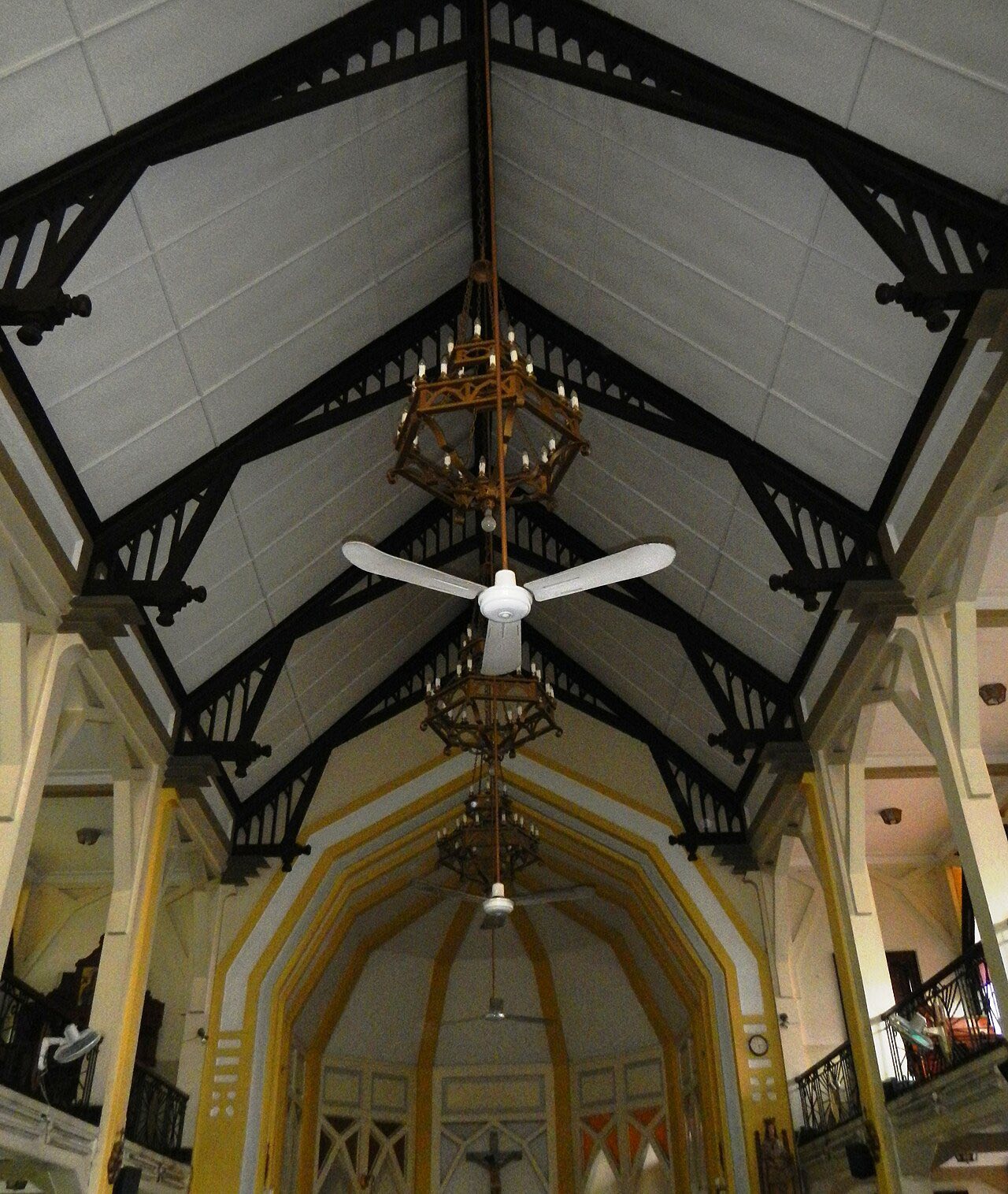 Manileños - Chapel of the Crucified Christ, St. Paul University Manila ...