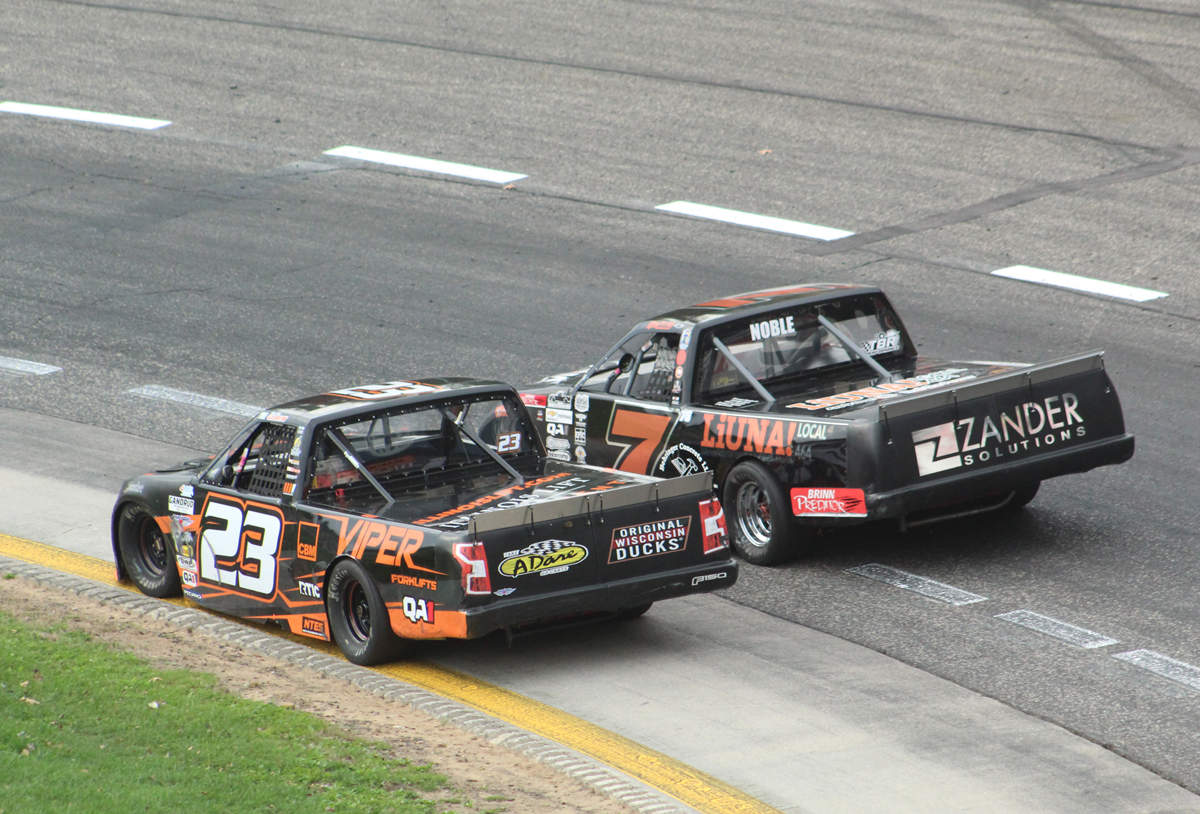 The Midwest Racing... - The Midwest Racing Connection