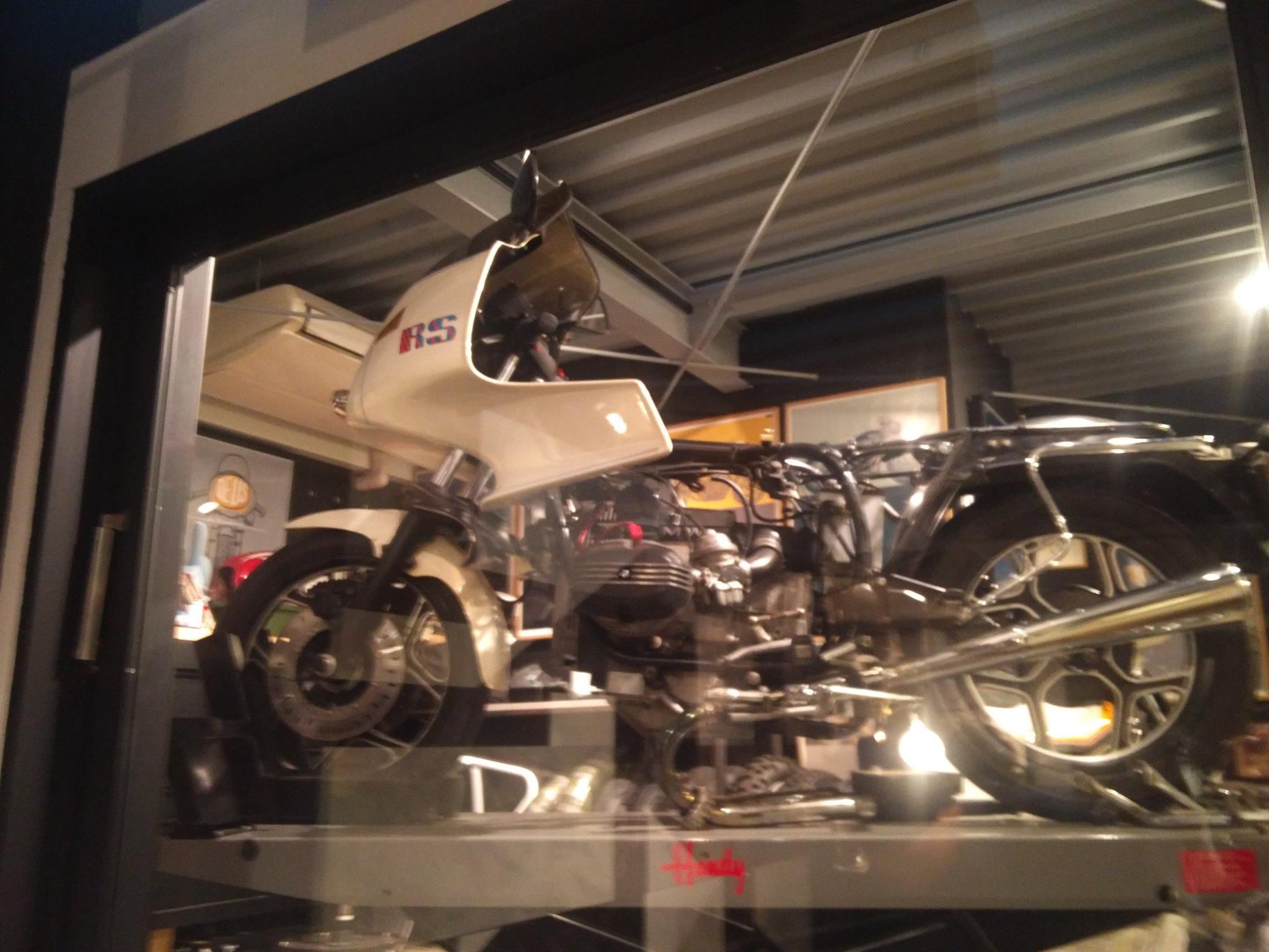 Bull City customs | Delhi