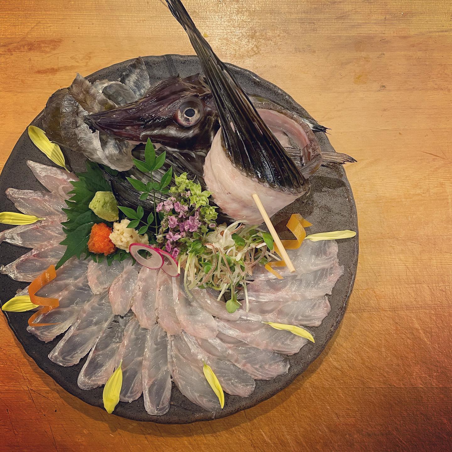 粋な和食や うさく 魚咲 - ＊ 八角 はっかく 姿造り 程よい脂身とコリコリ食感の御魚。...