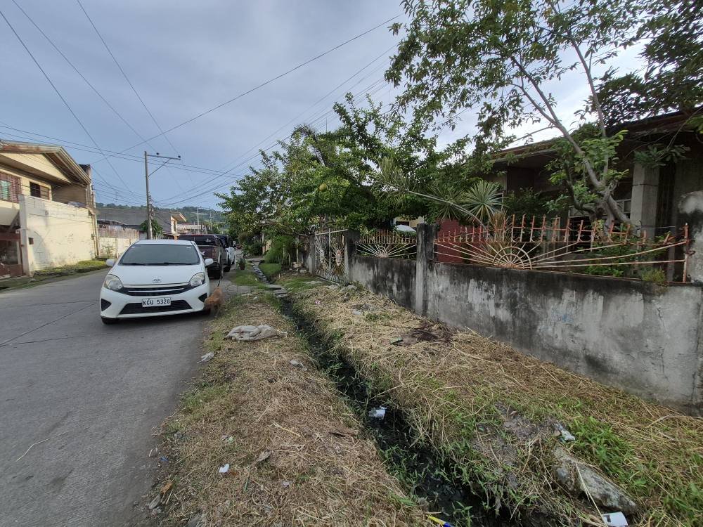 House and Lot FOR SALE @Bugo Reyes Subdivision - Property For Sale ...