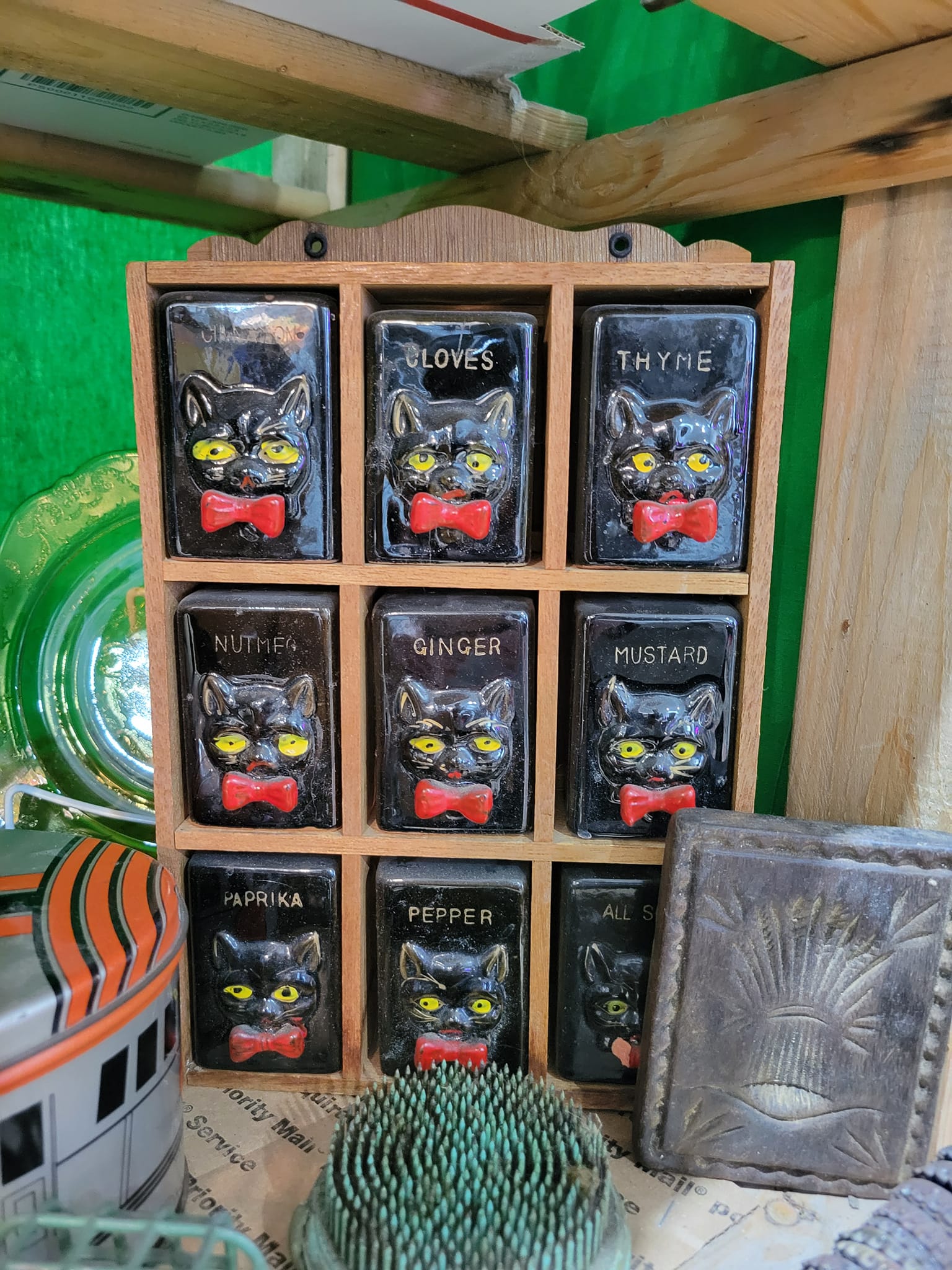 Vintage Black Cat Spice Rack Found at Alaska State Fair
