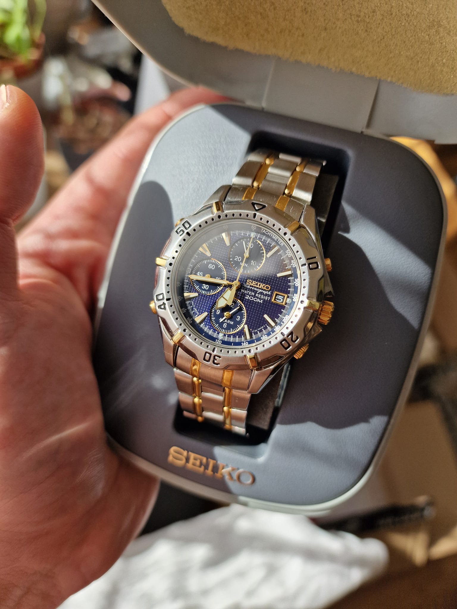 I have this Seiko Coutura World Timer Quartz (5T82-0AA0) that I