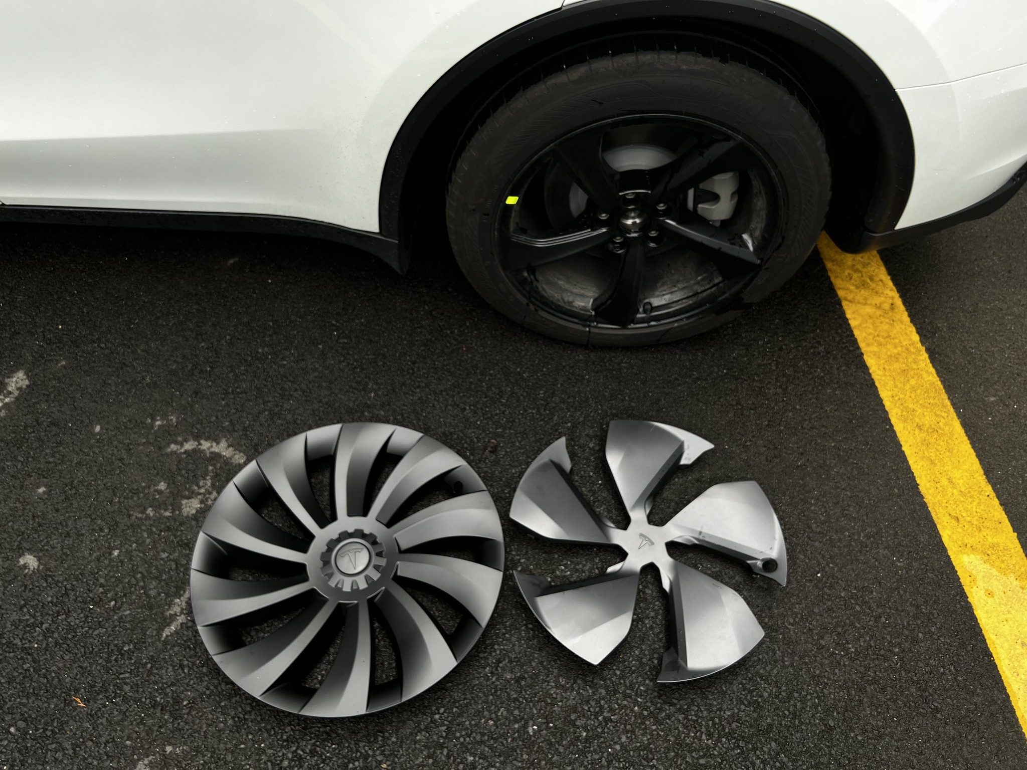 TESLA Club | Has there been any pictures of the 19” model y juniper ...