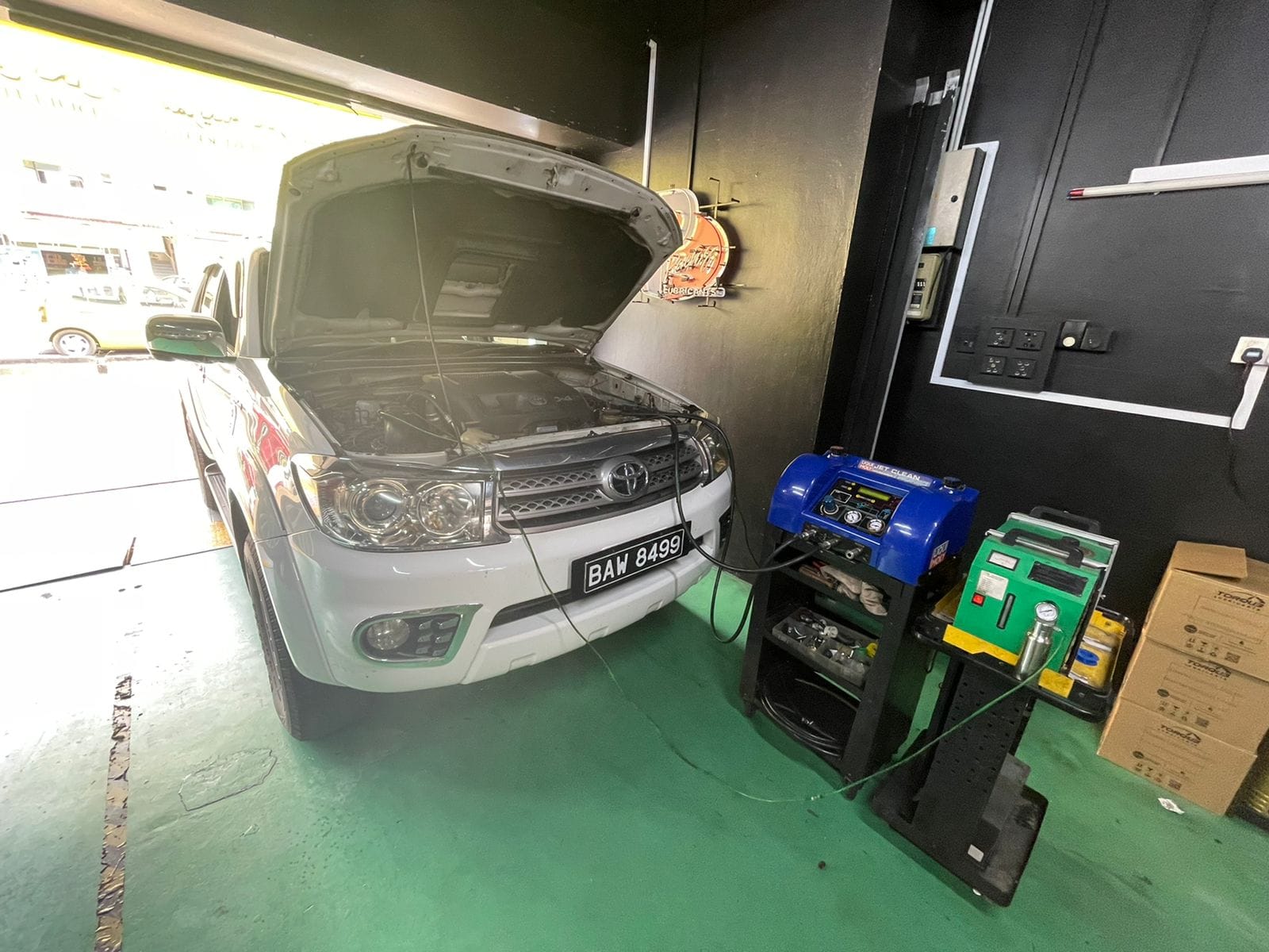 Toyota Fortuner came in for LM Fuel... - Revving R Garage