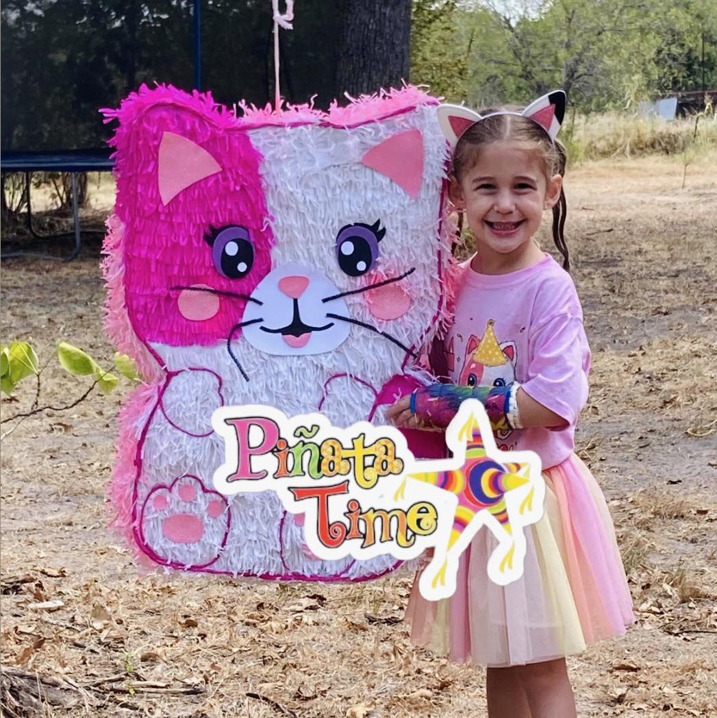 Piñata Time - Our piñatas, your memories! 📸🎉 Sending a... | Facebook