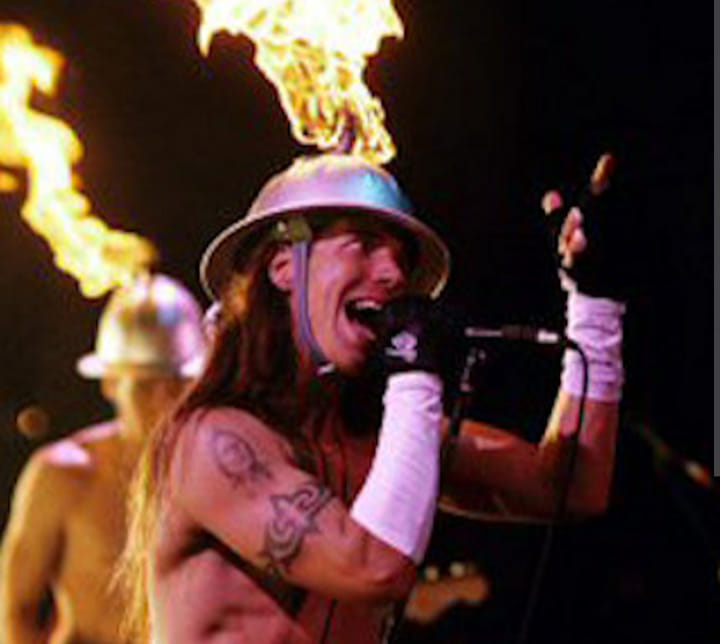 Red hot chili peppers at Woodstock 94 🔥