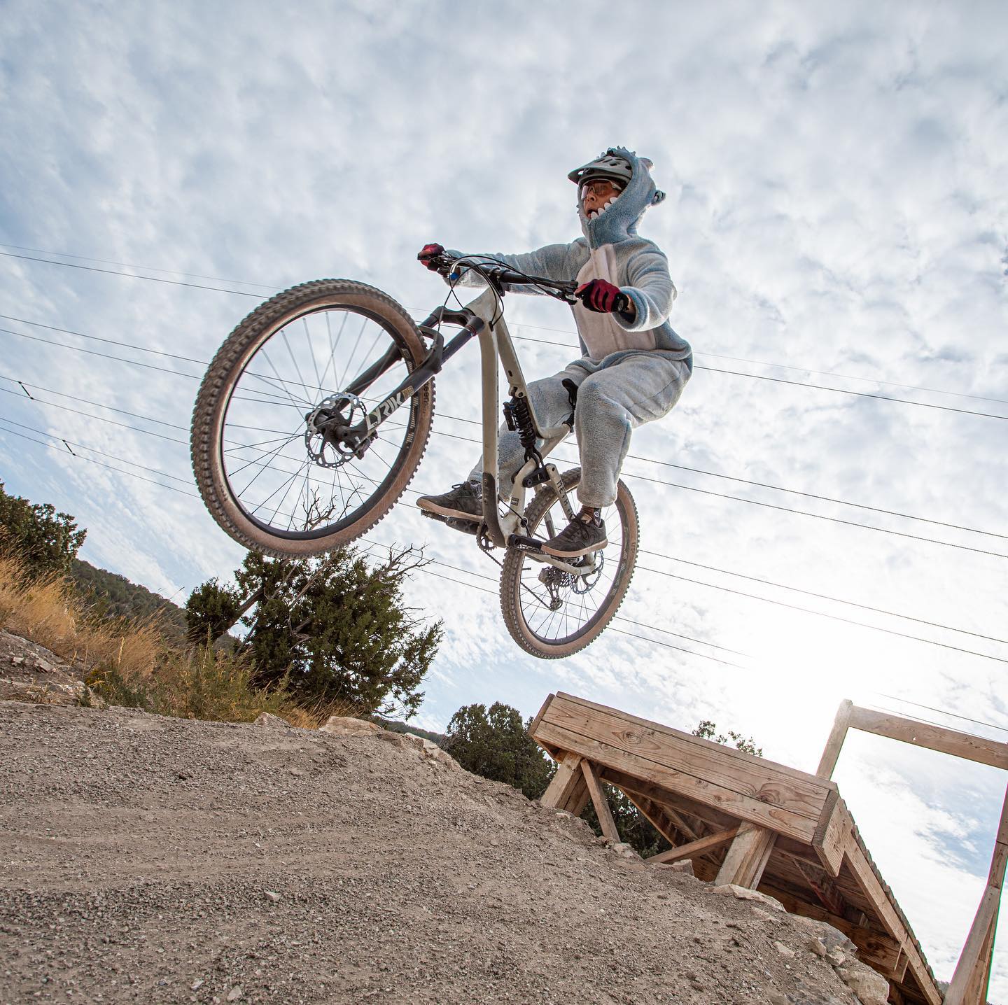 Latchit Rack