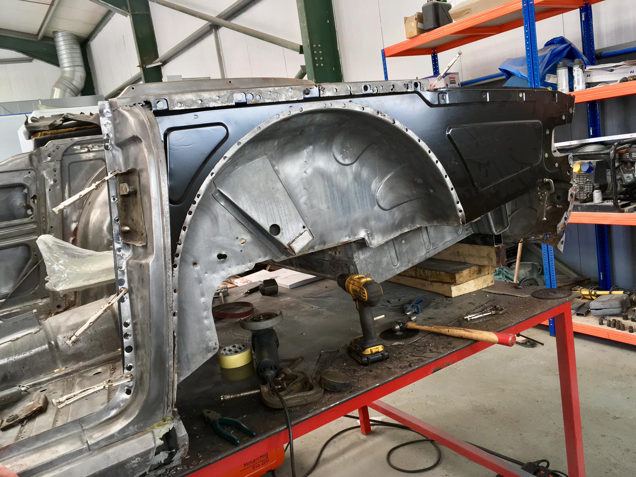 Triumph TR6 restoration - panel... - FourTrax Automotive Ltd