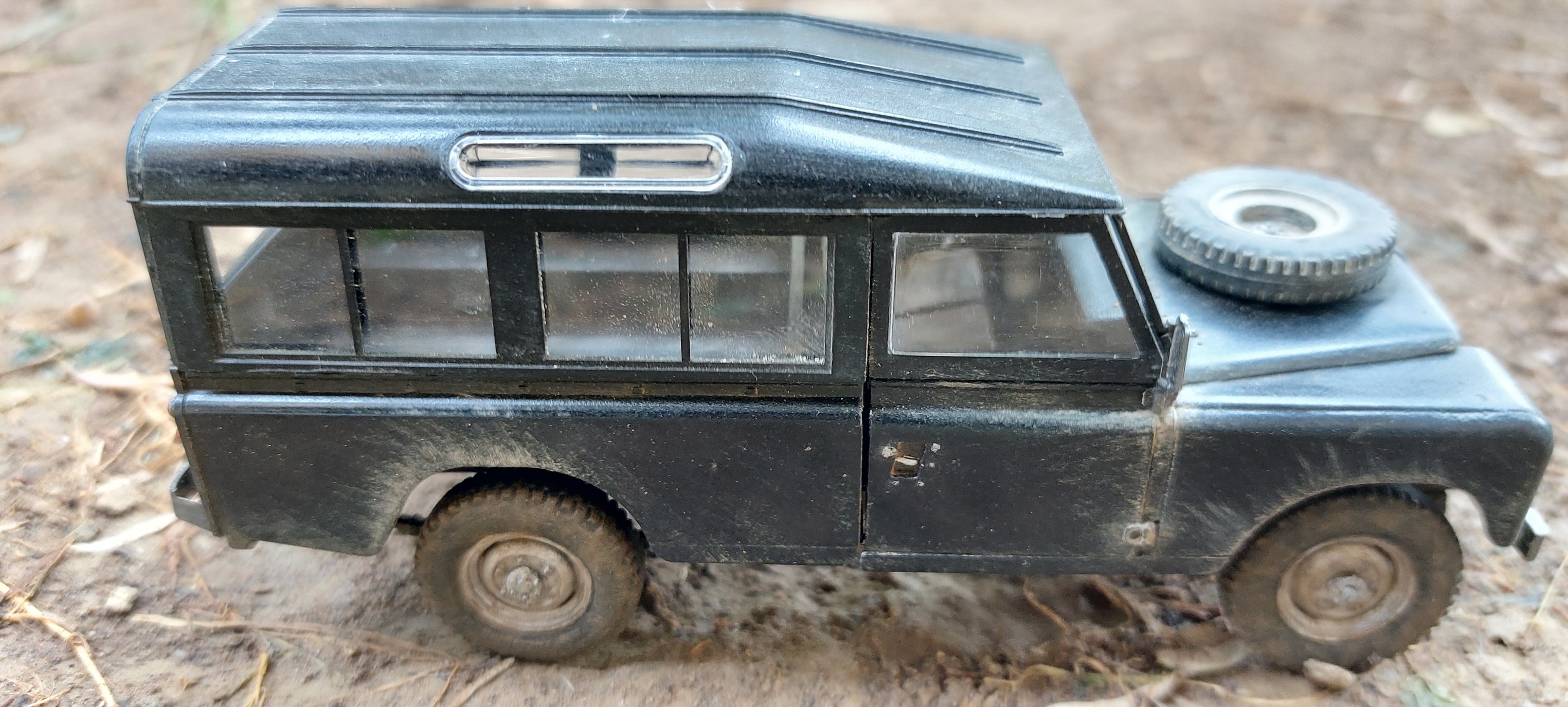 From Massimo De Felice : Land... - Italeri Official Account