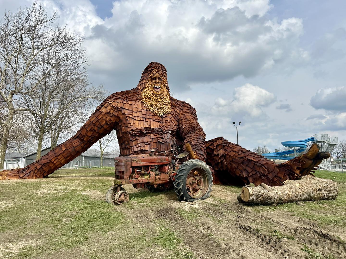 Mercer County Fairgrounds' new giant sculpture attraction