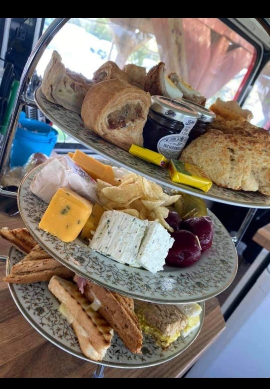 🧀🥖🧀🥖🧀🥖 SAVOURY TEA 🥖🧀🥖🧀🥖🧀🥖... - Drake Teas On The Bus | Facebook