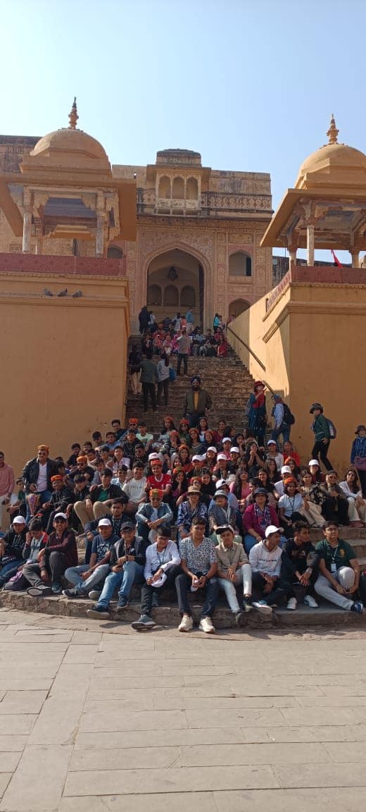 DPS Bilaspur - The Dipsites on an Educational Trip To... | Facebook