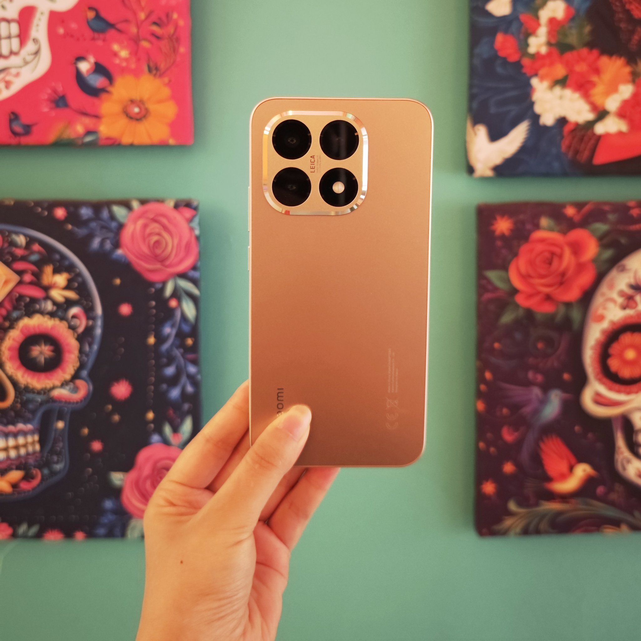 Shine in every moment. ✨ The Xiaomi 15T Rose Gold – where