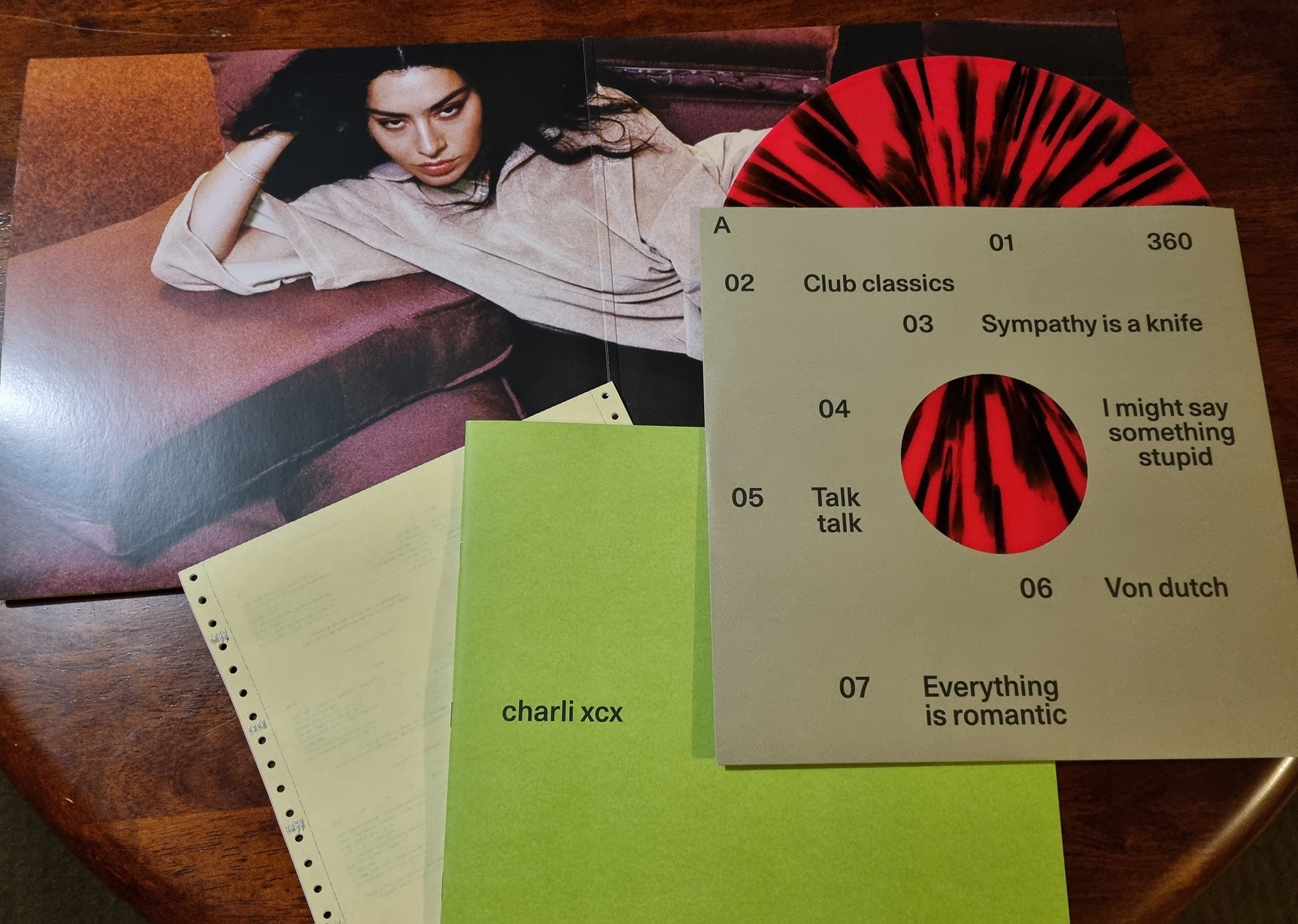 Charli XCX = チャーリーXCX - Brat = ブラット LP (Limited Edition