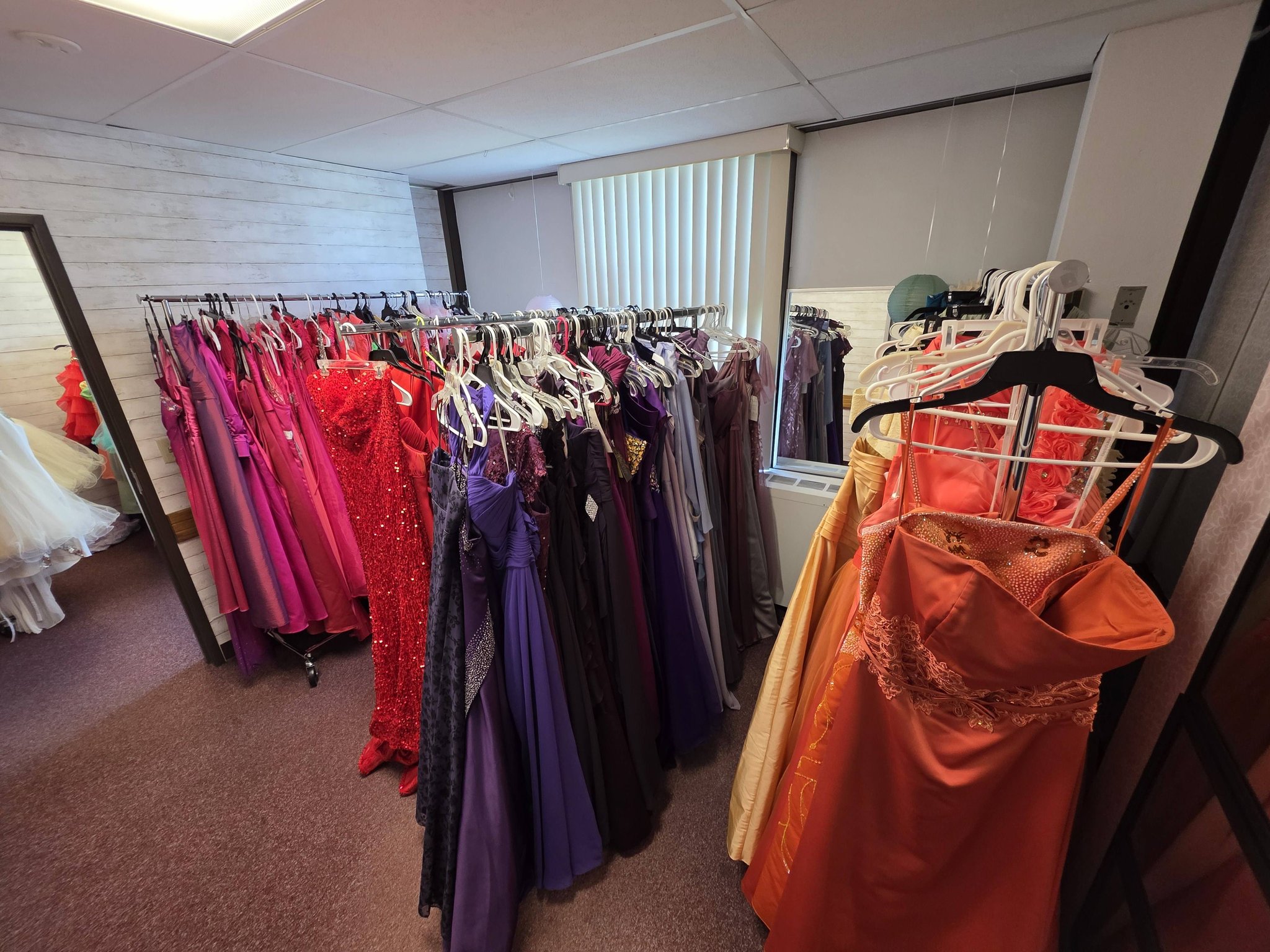 formal dresses in saginaw mi 👗✨ Free Wear for the Community – BWell Boutique ✨👔 BWell Boutique, located inside the County Health Department, is open to everyone the community—offering formal wear at no cost One Shoulder