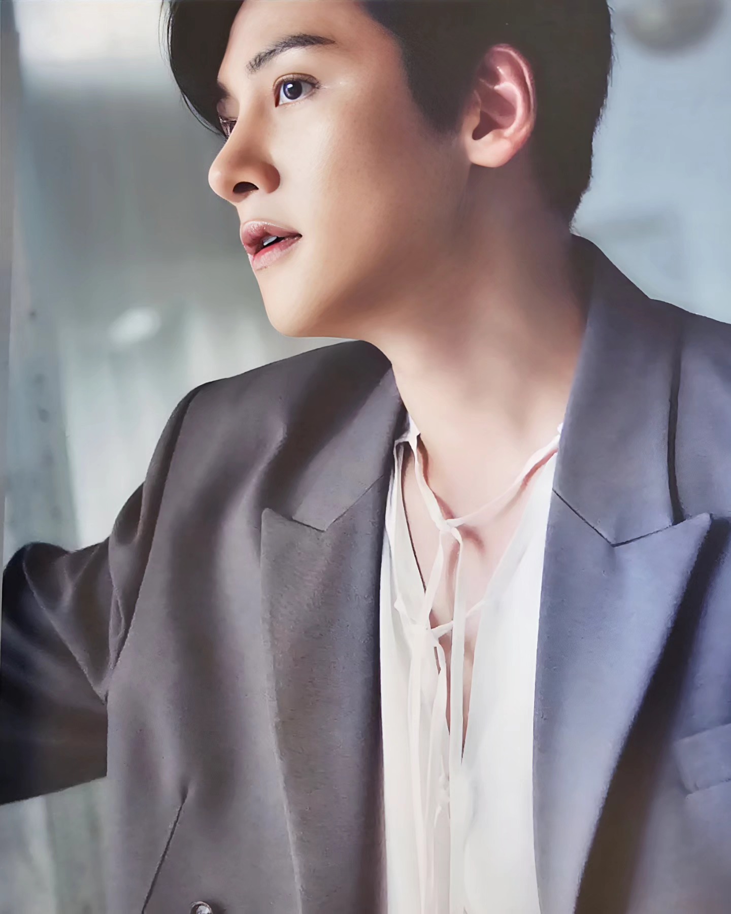 Photos of cards from Ji Chang Wook's CD 