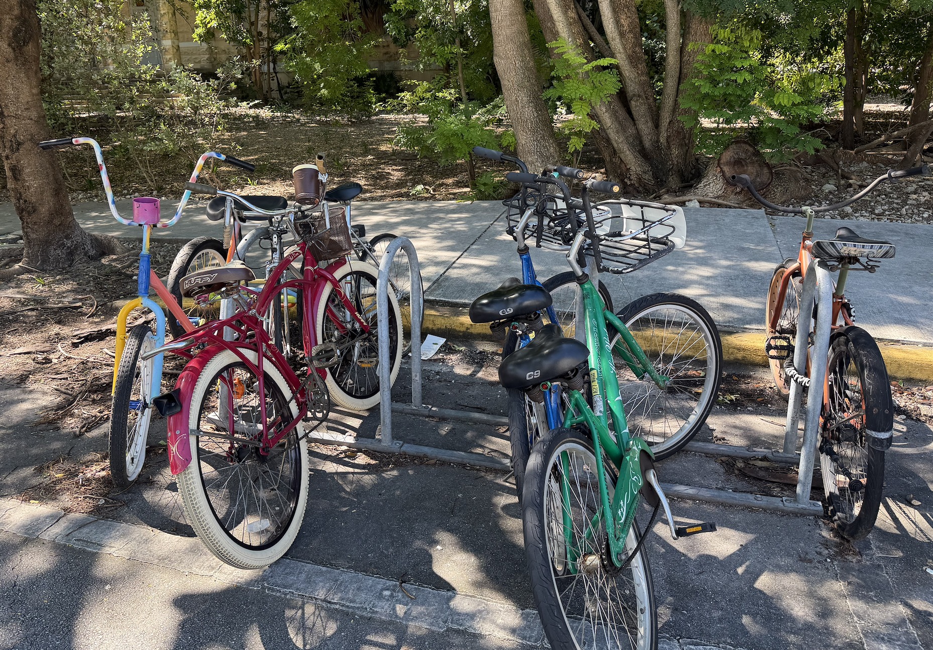 Friends - 🚲 BIKES OF KEY WEST: Where every bike has a little island ...