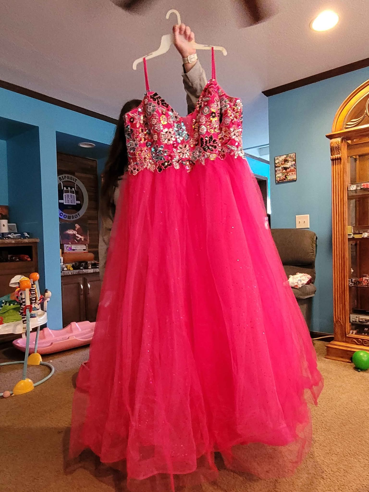 formal dresses charleston for sale in Charleston, Illinois NECKLACES