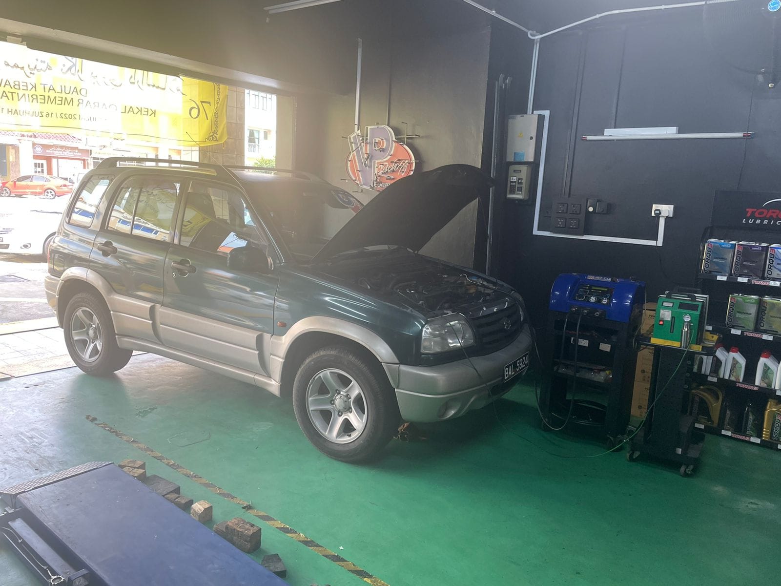 Suzuki Vitara came for LM Fuel System... - Revving R Garage