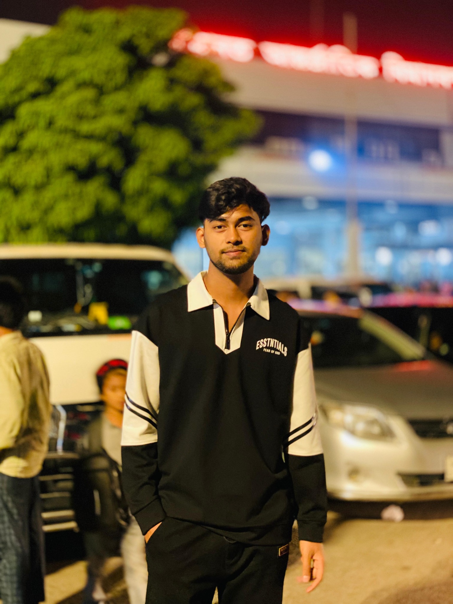 MR᭄﹅ RAKIB﹅ メꪜ