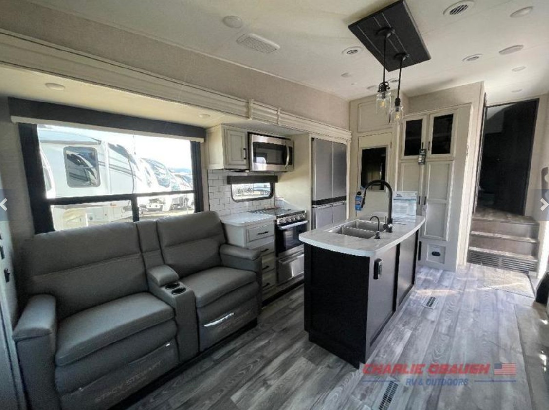 2022 Jayco Eagle 317RLOK 🗺... - Charlie Obaugh RV & Outdoors | Facebook
