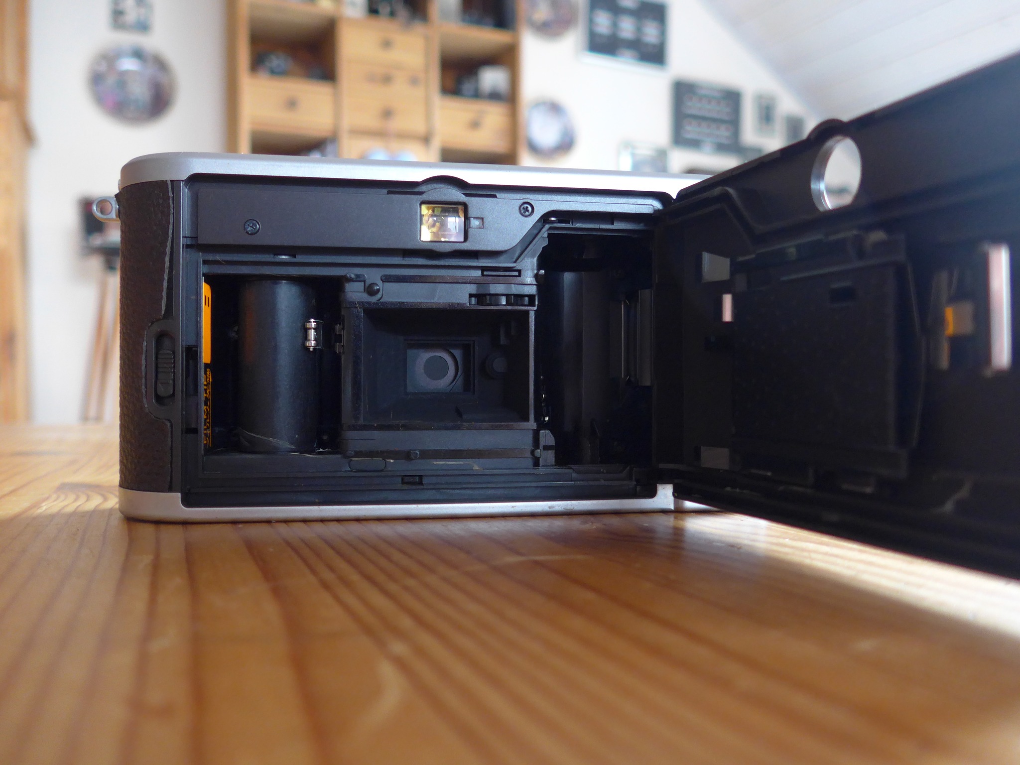 Minolta Prod 20 35mm camera design