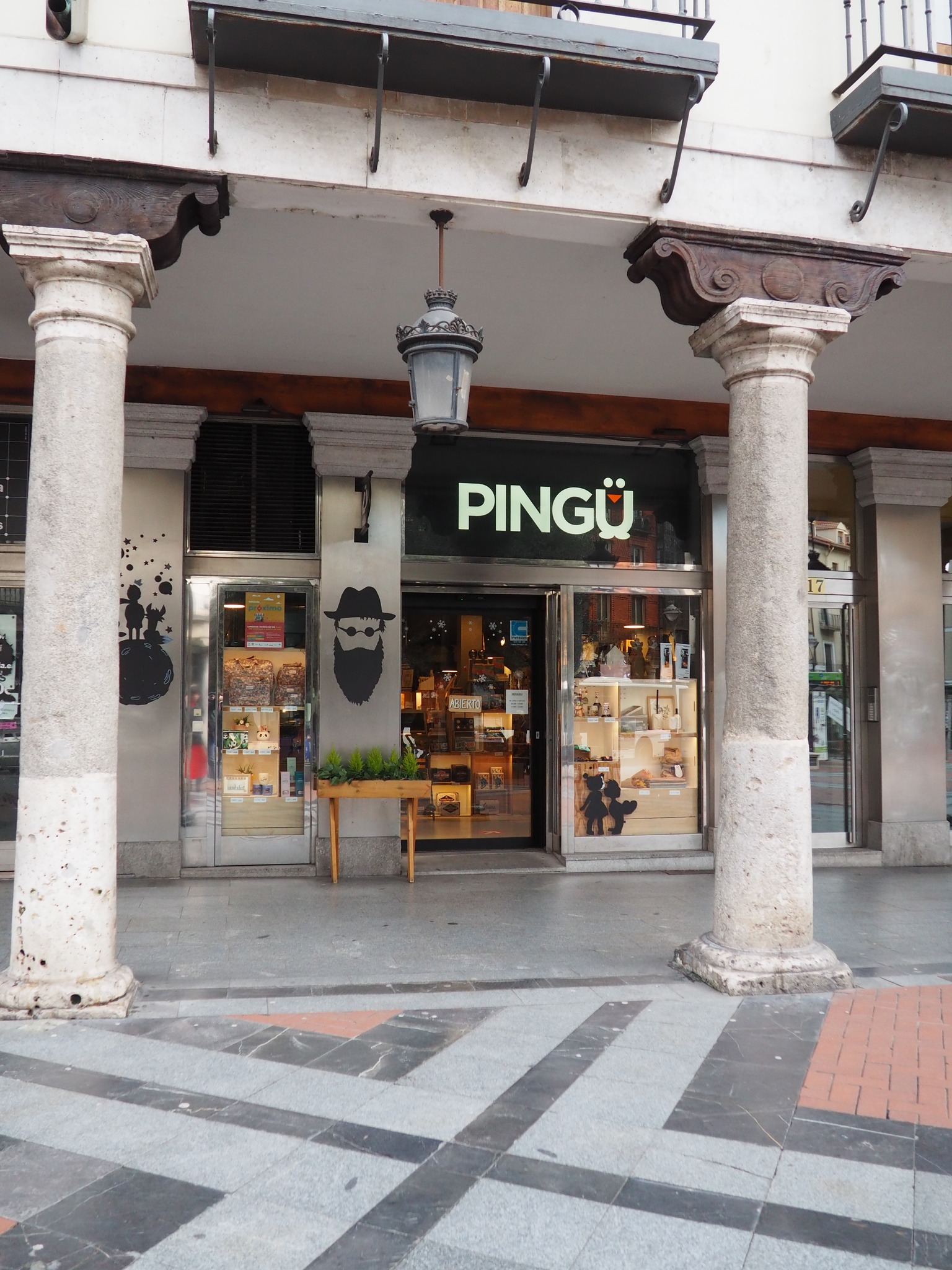 PINGÜ | Valladolid