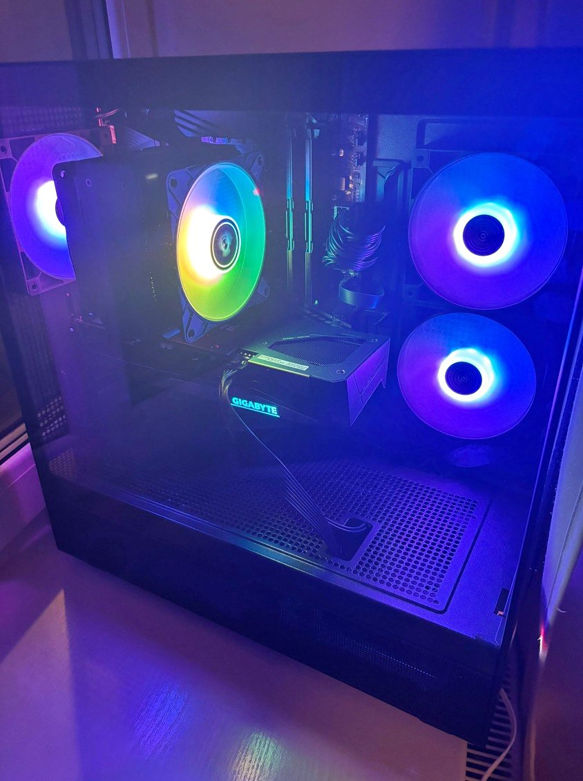 Gaming PC's + monitori - Desktop Computers - Liepaja | Facebook ...