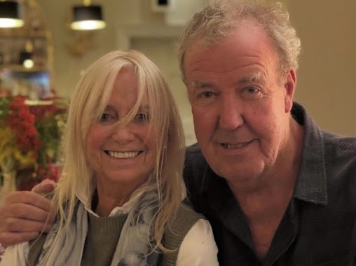 farming-jeremy-clarkson-welcomes-acting-legend-susan-george-to-his