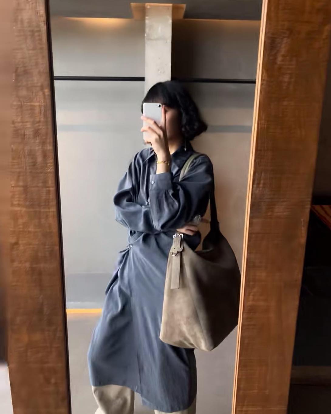 🌟Lemaire Belted Tote Bag – Jennie 同款秋冬穿搭的最佳配角，厚實