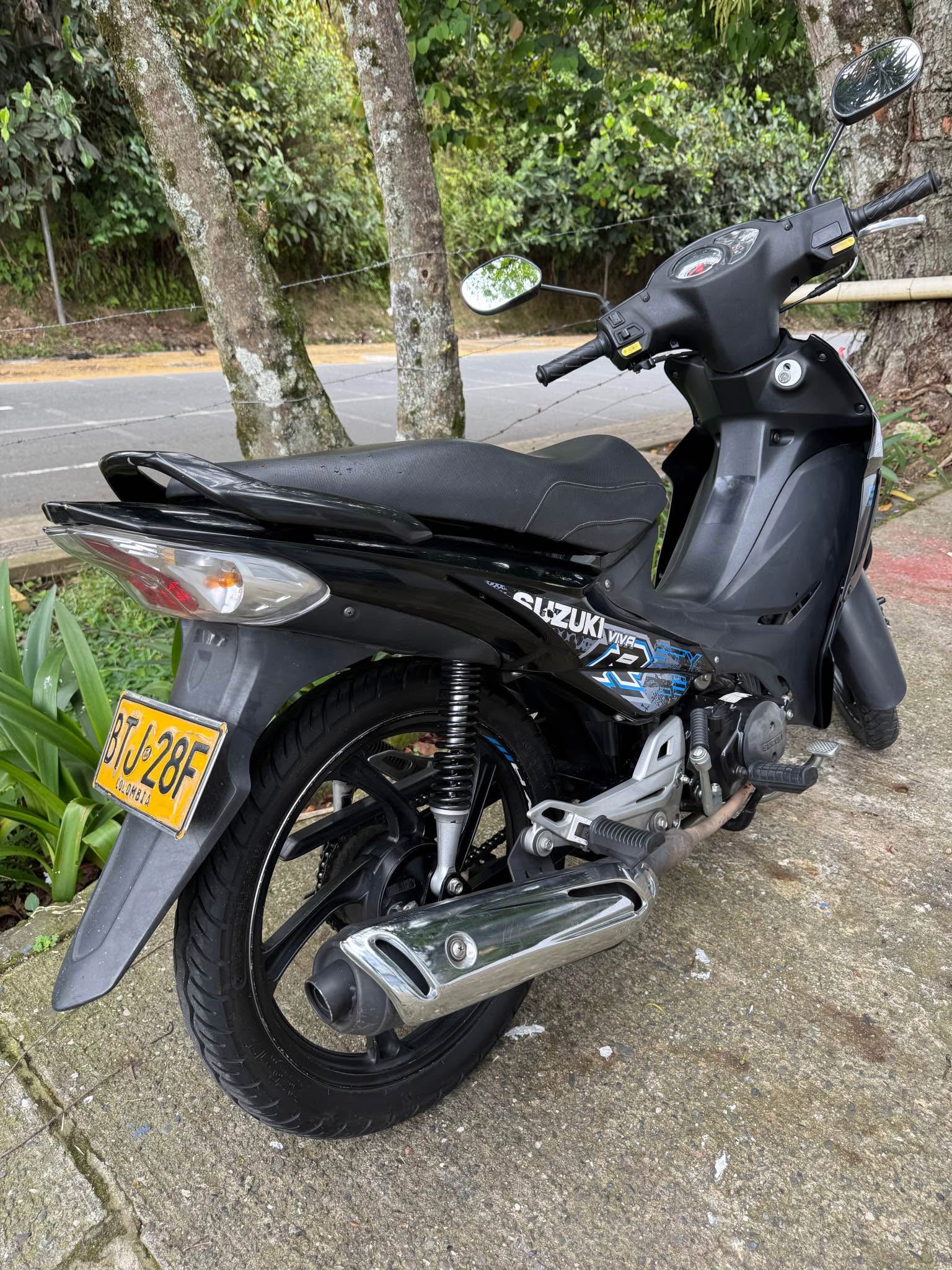 Se vende moto Suzuki viva R 115 Style modelo 2020 color negro ...