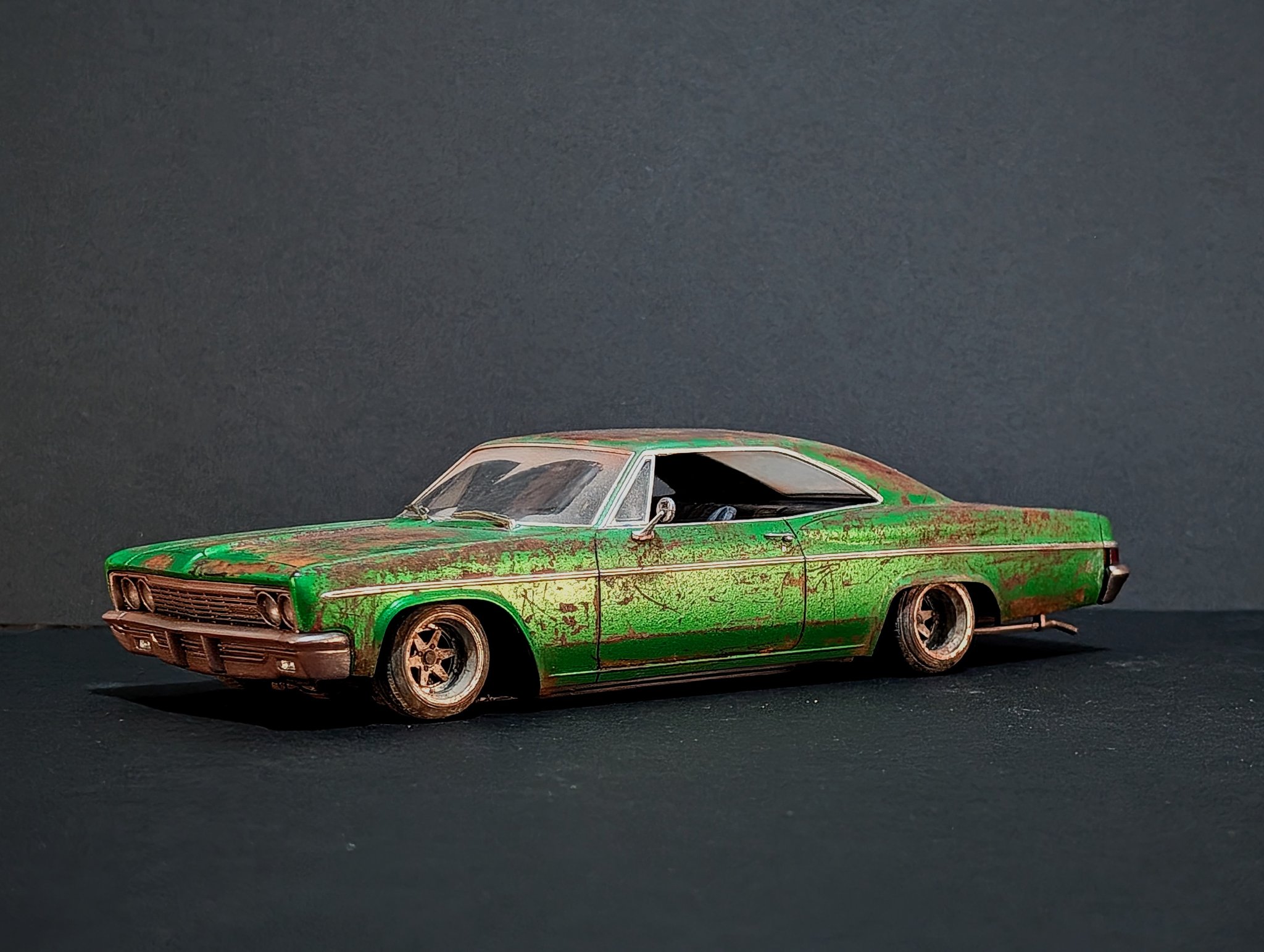 Revell 1/25 '66 Chevrolet Impala model with rust paint and custom