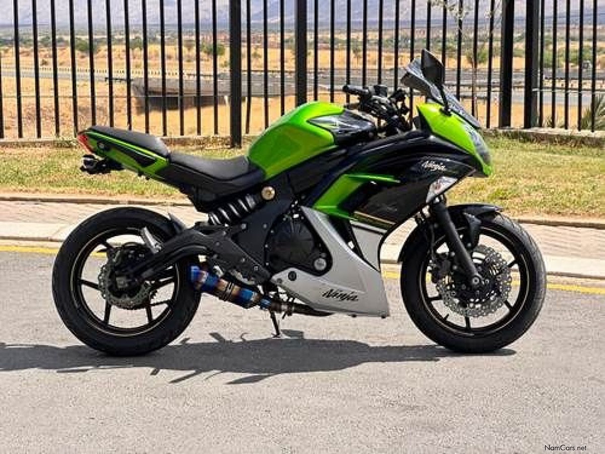 にこ にこ