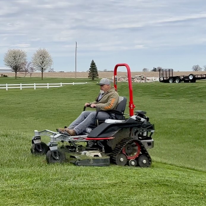 Farmhand Mike's new Altoz TRX766 zero turn mower review