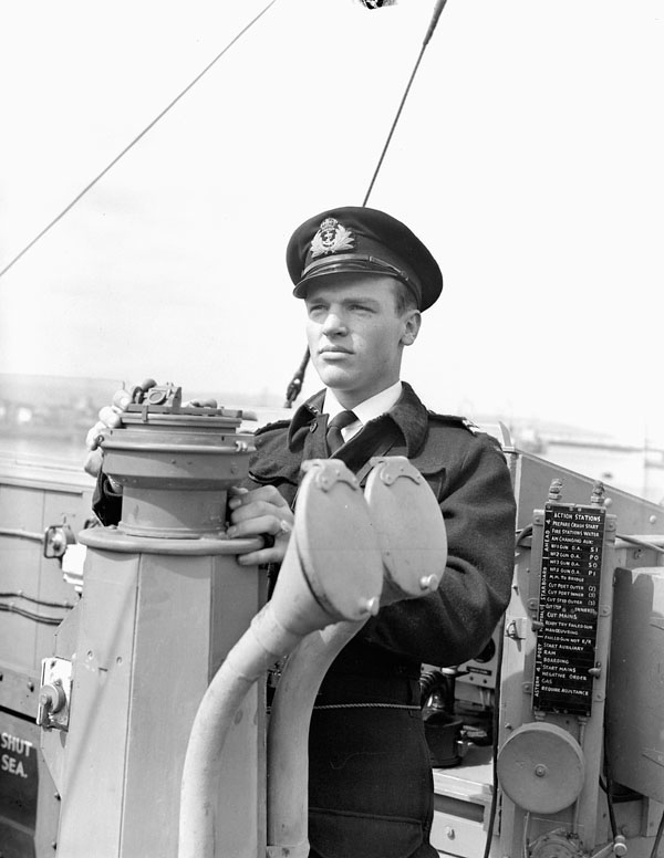 Ready - Lieutenant David B. Wilson, Royal Canadian Naval Volunteer ...